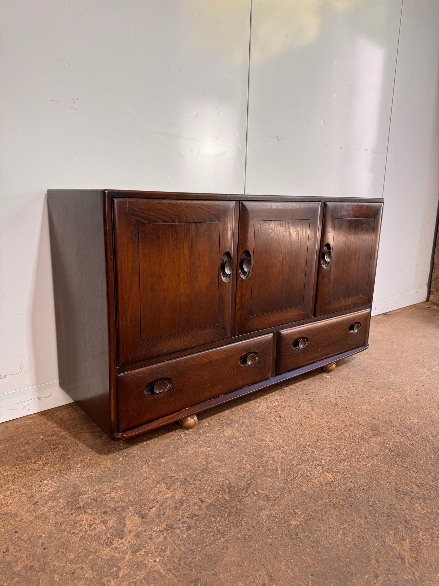 Ercol Windsor Sideboard Traditional Dark Wooden Finish