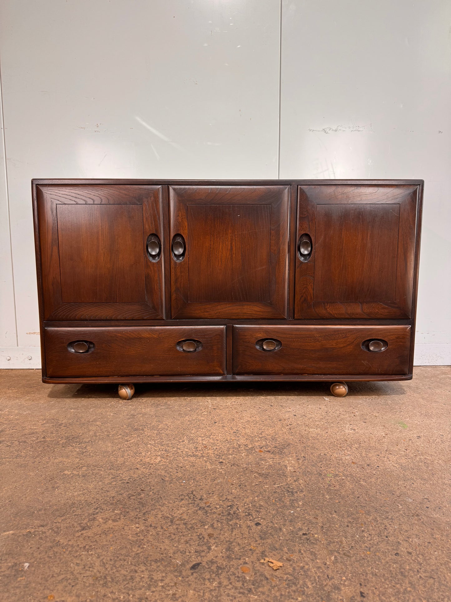 Ercol Windsor Sideboard Traditional Dark Wooden Finish
