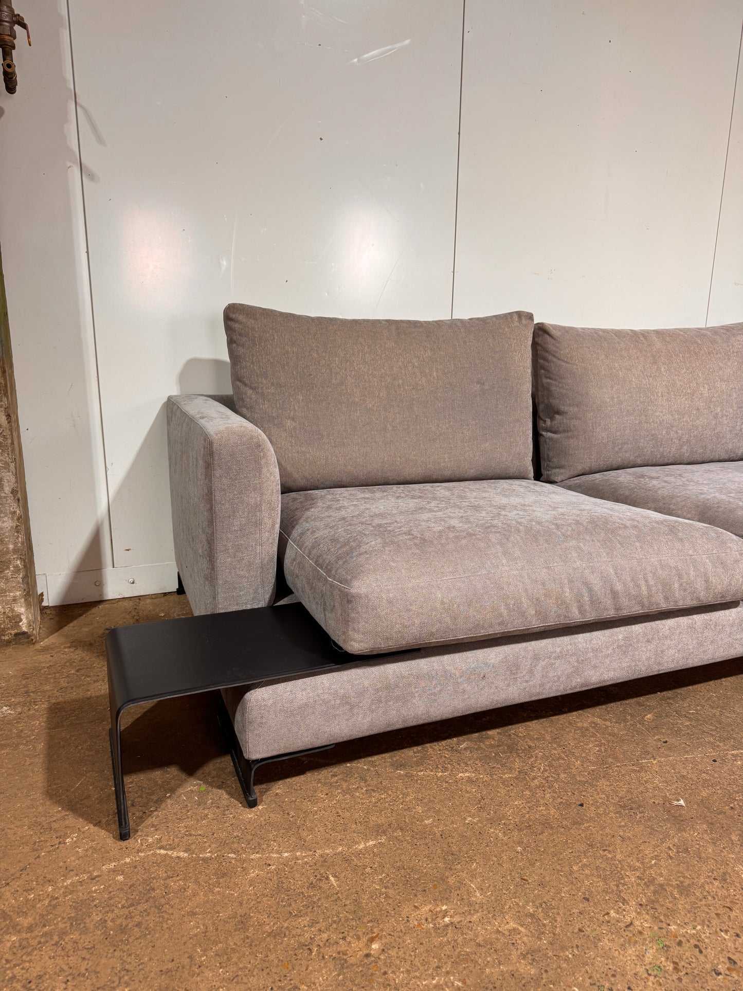 Camerich Lazytime L Shape Sofa & Side Table