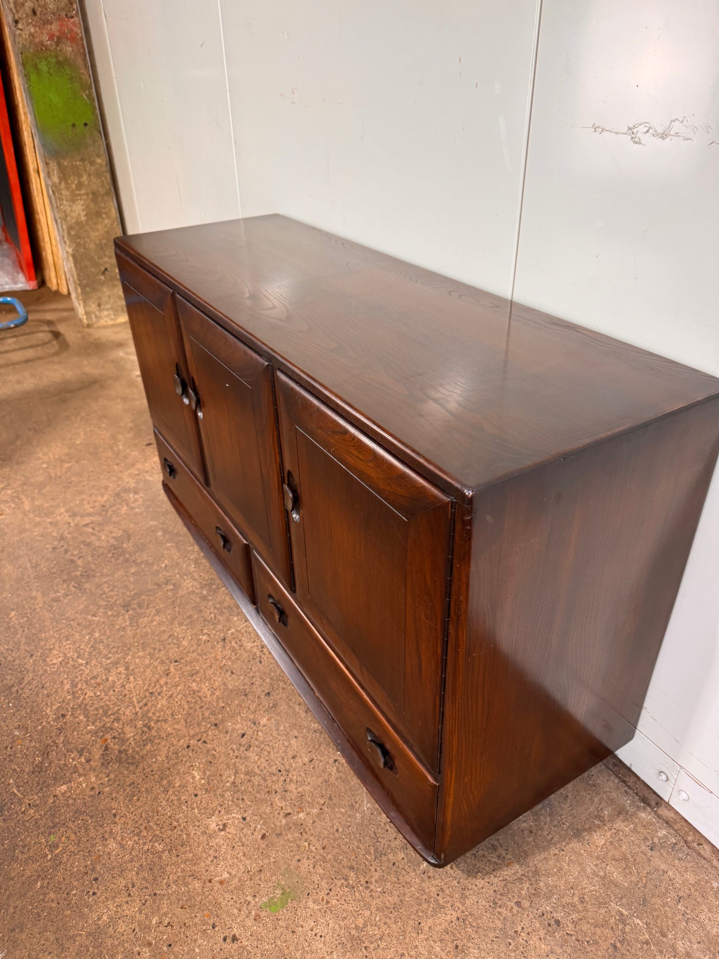Ercol Windsor Sideboard Traditional Dark Wooden Finish
