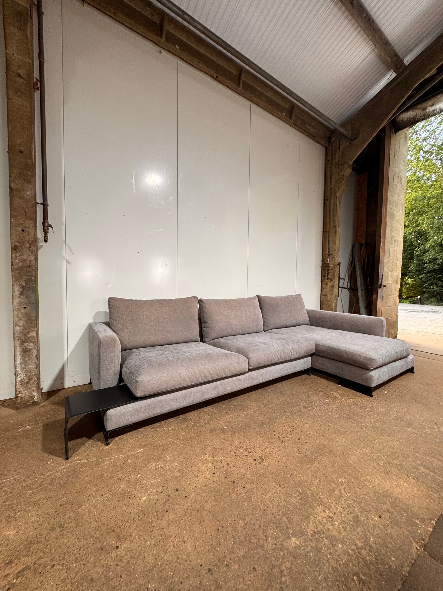 Camerich Lazytime L Shape Sofa & Side Table