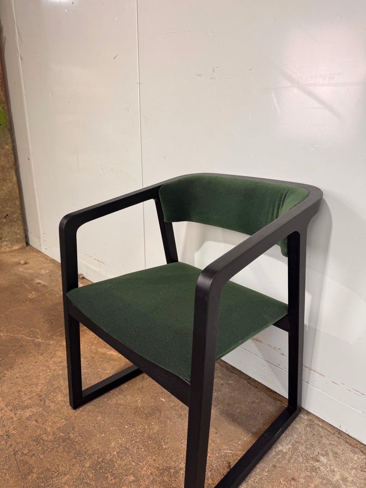 Camerich Green & Black Ming Chair