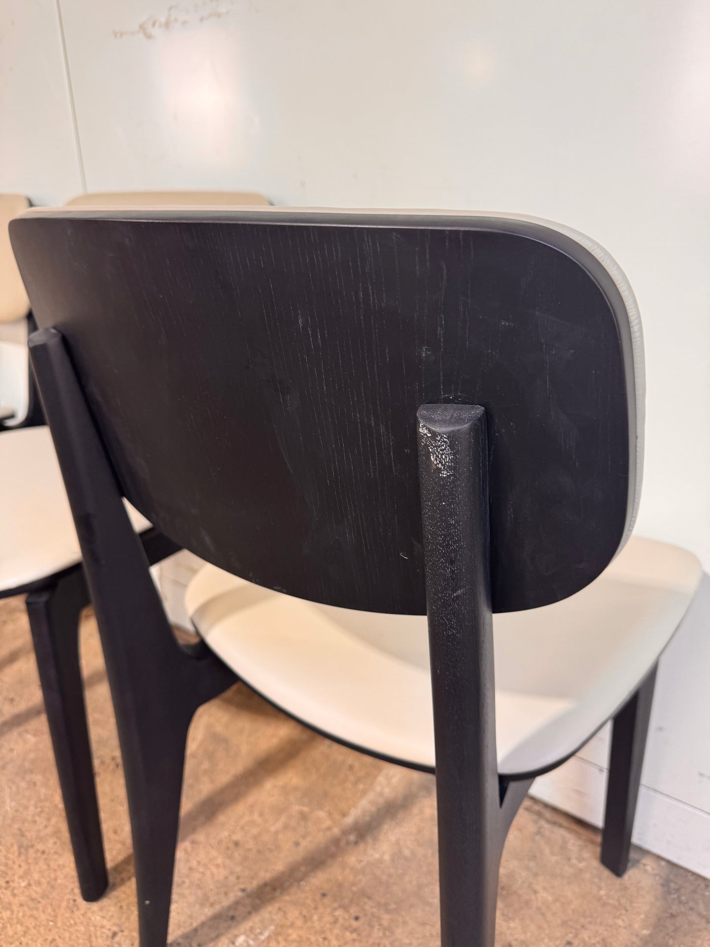Camerich Set of 6 ‘Leaf’ Dining Chairs