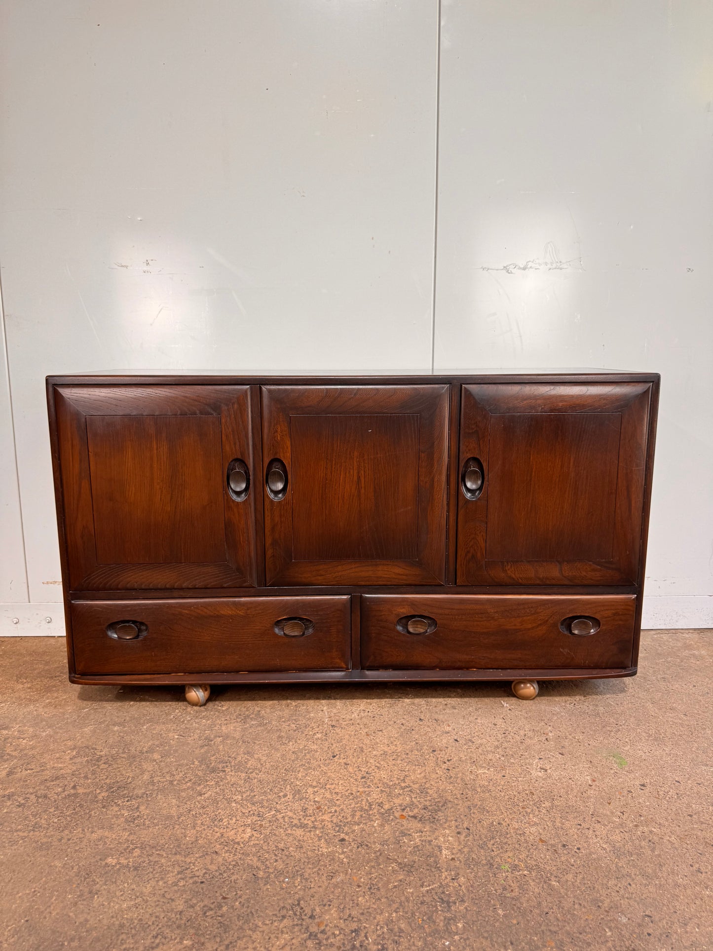 Ercol Windsor Sideboard Traditional Dark Wooden Finish