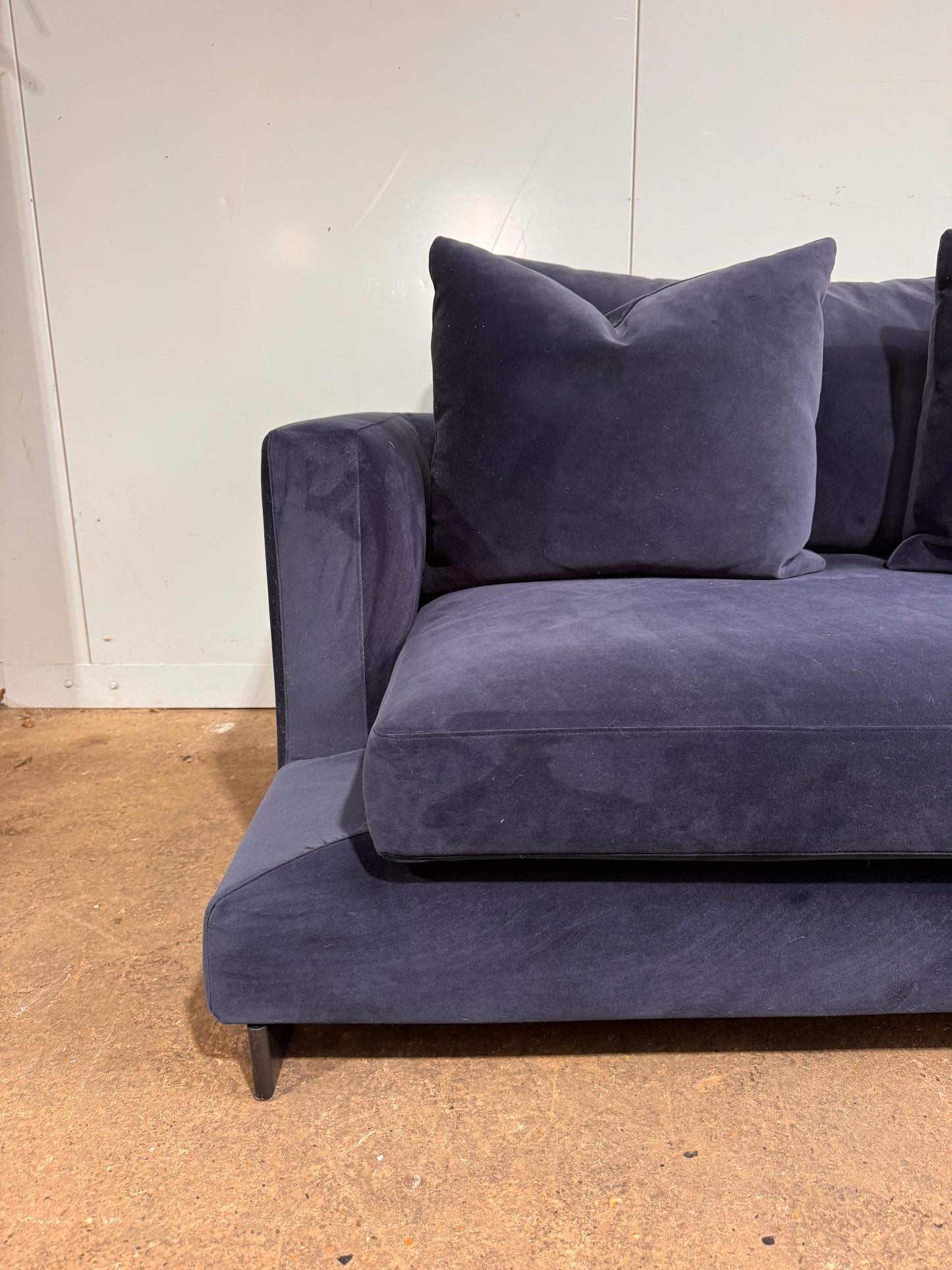 Camerich Lazytime Navy Blue Velvet Sofa