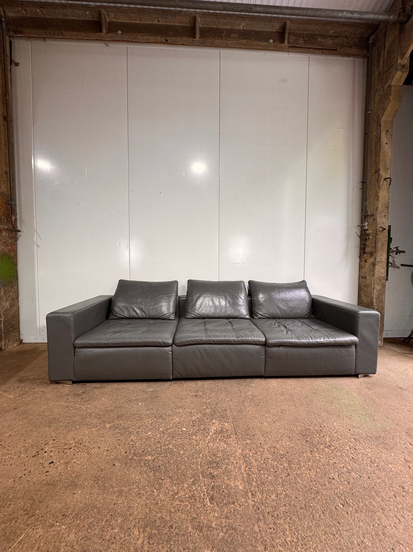 BoConcept Mezzo Grey Leather 4 Seater Sofa